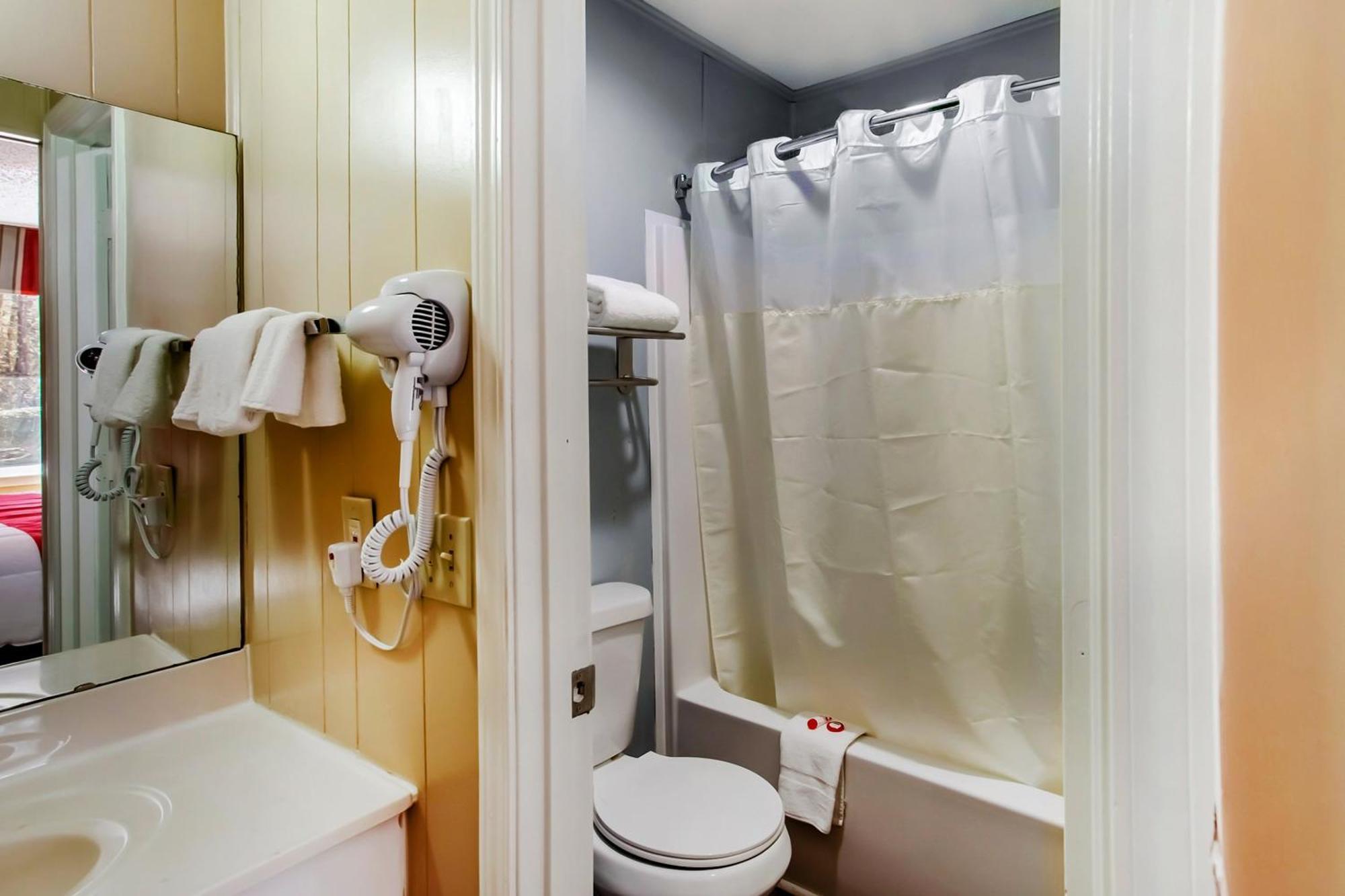 Oyo Hotel Ridgeland East エクステリア 写真